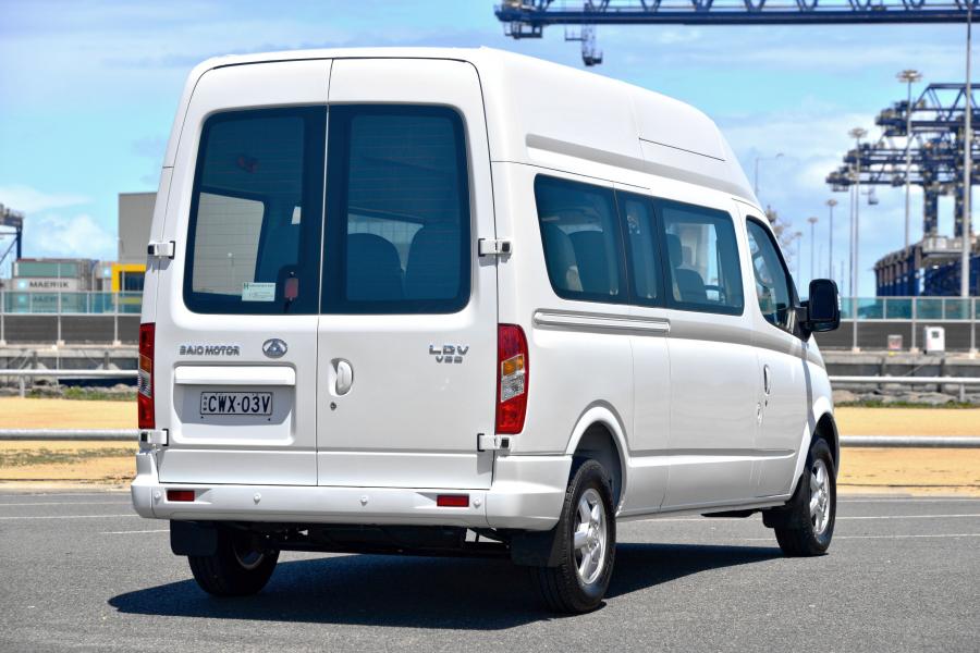  LDV V80 14 Seat Bus 2013 года  (фото 4 из 16)